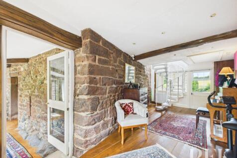 Entrance Hall/Study