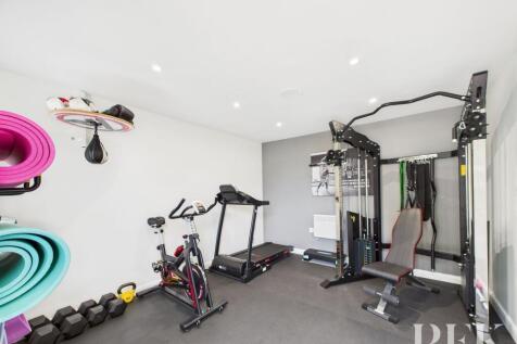 The Gym - Garden Room