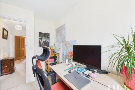 Office/Bedroom 3