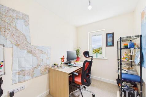 Office/Bedroom 3
