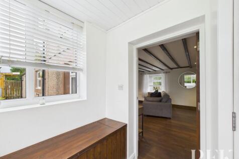 Entrance Porch / Boot Room