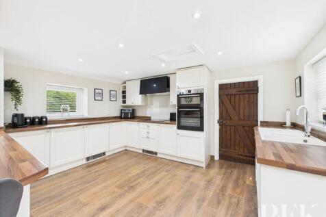 Kitchen / Dining / Family Room