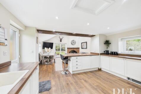 Kitchen / Dining / Family Room