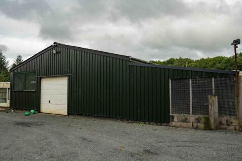 Garage, Workshop &amp; Kennels