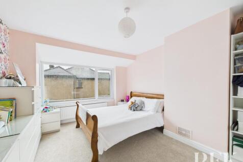 Bedroom 1 (rear)