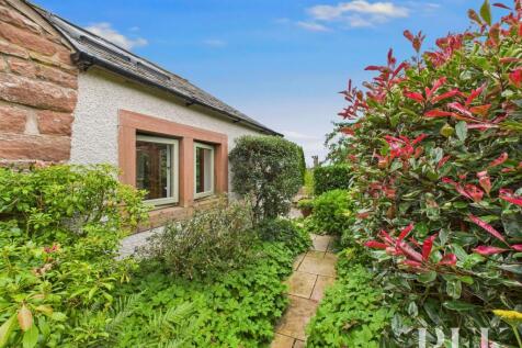 Path to Rear Garden