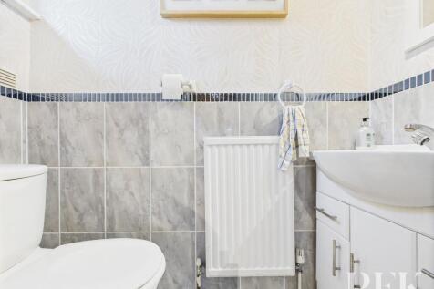 Cloakroom WC