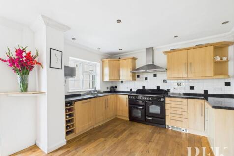 Kitchen / Dining &amp; Living Area