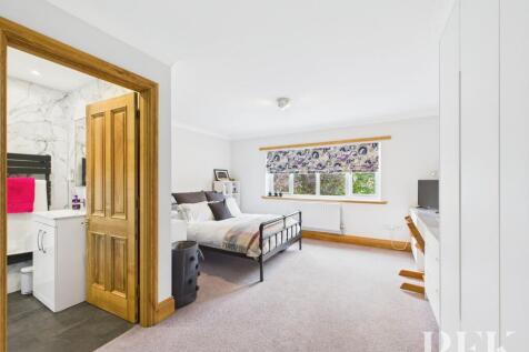 Bedroom 2 &amp; en-suite