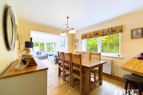 Open Plan Dining Kitchen &amp; Sunroom