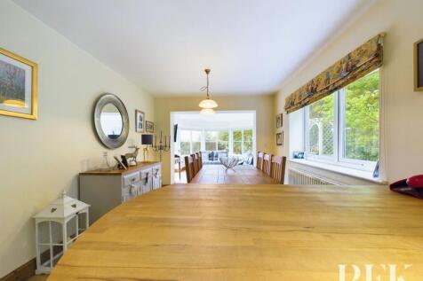 Open Plan Dining Kitchen &amp; Sunroom