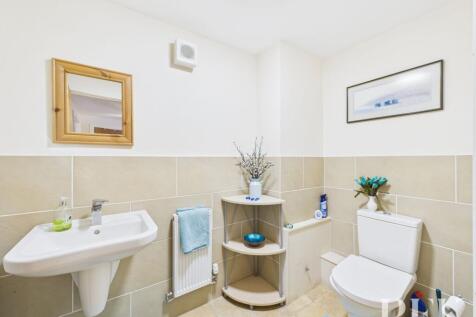 Cloakroom WC