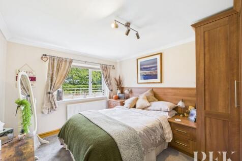 Bedroom 3 (ground floor)