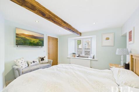 Bedrooom 1