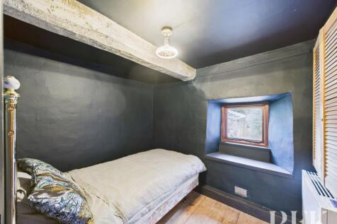 1 Midtown - Bedroom 2