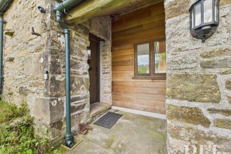 Low Fold Barn Entrance