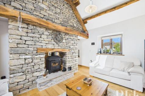 Low Fold Barn - Living Room