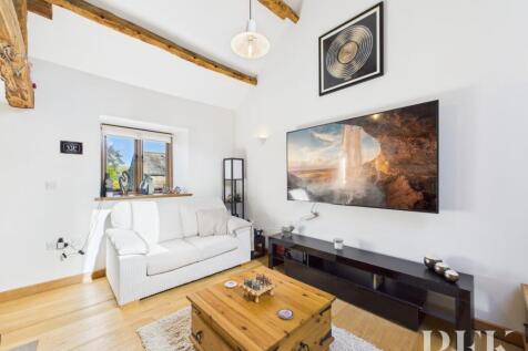 Low Fold Barn - Living Room