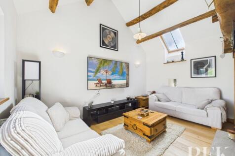 Low Fold Barn - Living Room