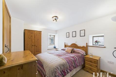 Low Fold Barn - Bedroom 1