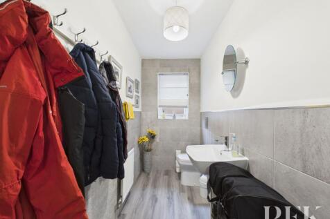 Downstairs Cloaks/WC