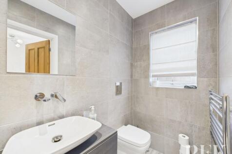 Bedroom 2 Ensuite