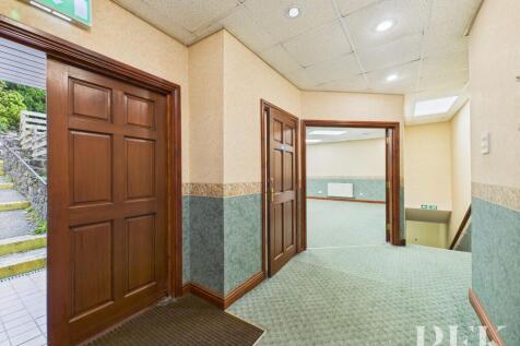 First Floor Entrance Hall