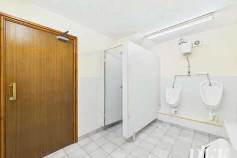 Ground Floor WC (urinals)