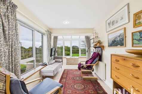 Dining / Living / Sun Room