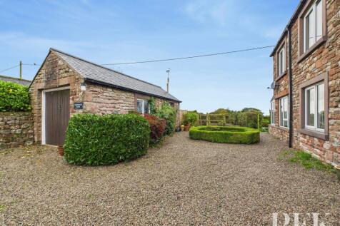 Front Garden and Garage