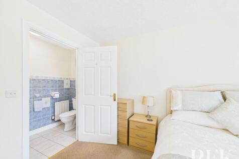 Bedroom 1 to En-Suite