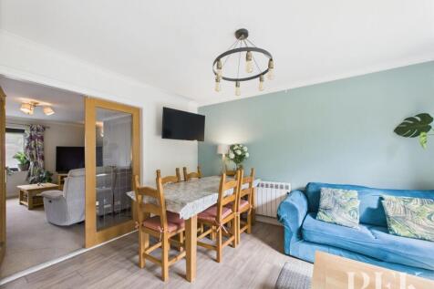 Kitchen / dining / family room