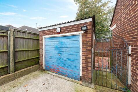 Detached Garage