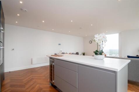 Kitchen Island.jpg