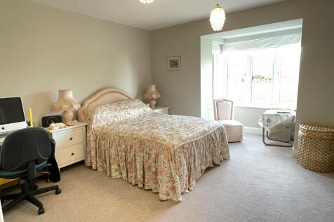 Main Bedroom 