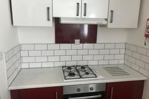 Kitchen 2.jpg