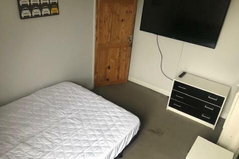 Bedroom 2.jpg