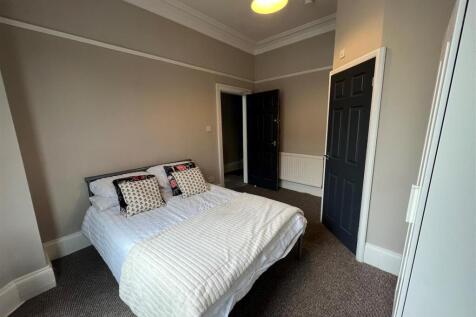 28 Vermont St Photo 2.jpg