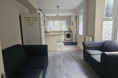 28 Vermont Street kitchen.jpg