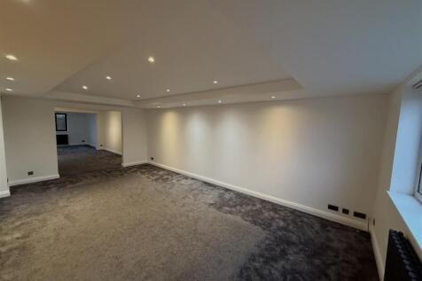 Photo 07-11-2025, 15 11 22.jpg