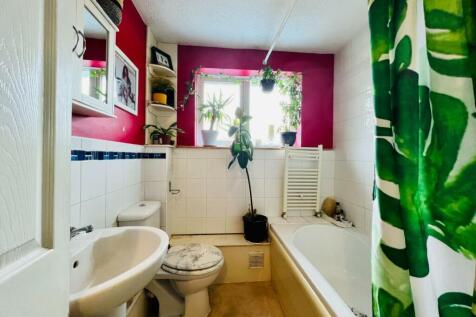 Bathroom.jpeg