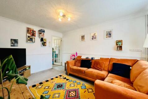 Sitting Room.jpeg