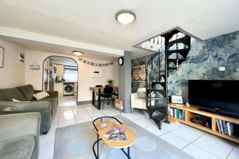 Living Room.jpeg