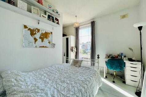 Bedroom 2.jpeg