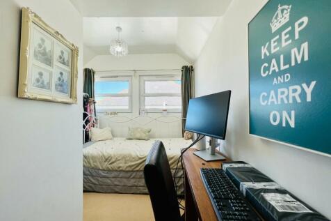 Bedroom 4.jpeg