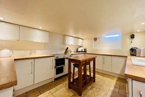 Kitchen.jpeg