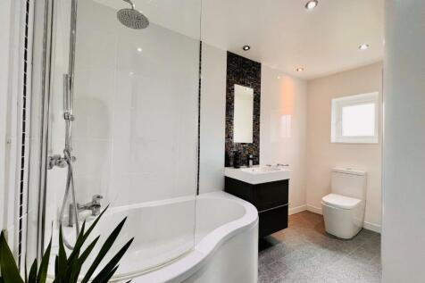 Bathroom.jpeg