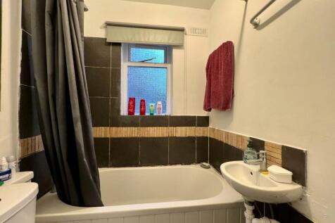 Bathroom.jpeg