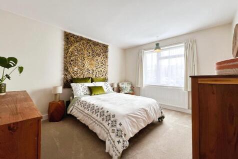 Bedroom2.jpg