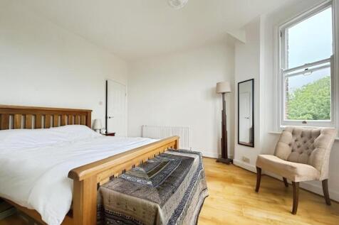 808a532a-Bed1.jpg